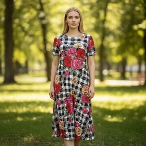 LuLaRoe XL Floral Black White‎ Gingham Short Sleeve Tunic Top Women's